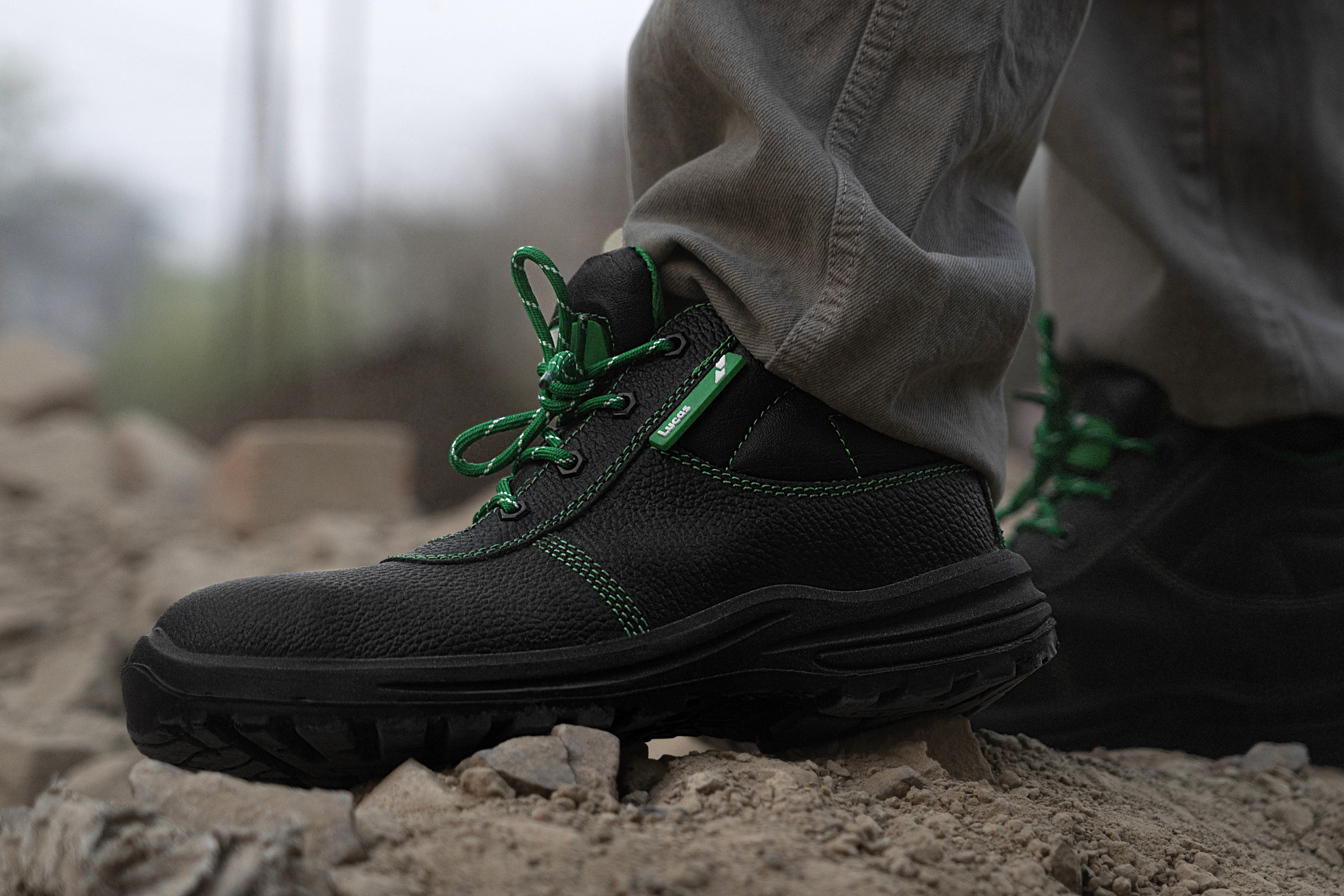 best-safety-boots-and-safety-shoes-in-ghana-for-construction-workers